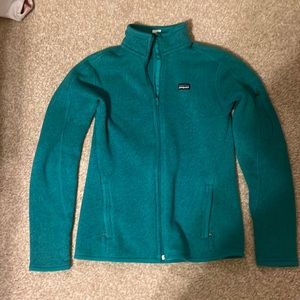 Green Patagonia full zip up. Women’s Medium